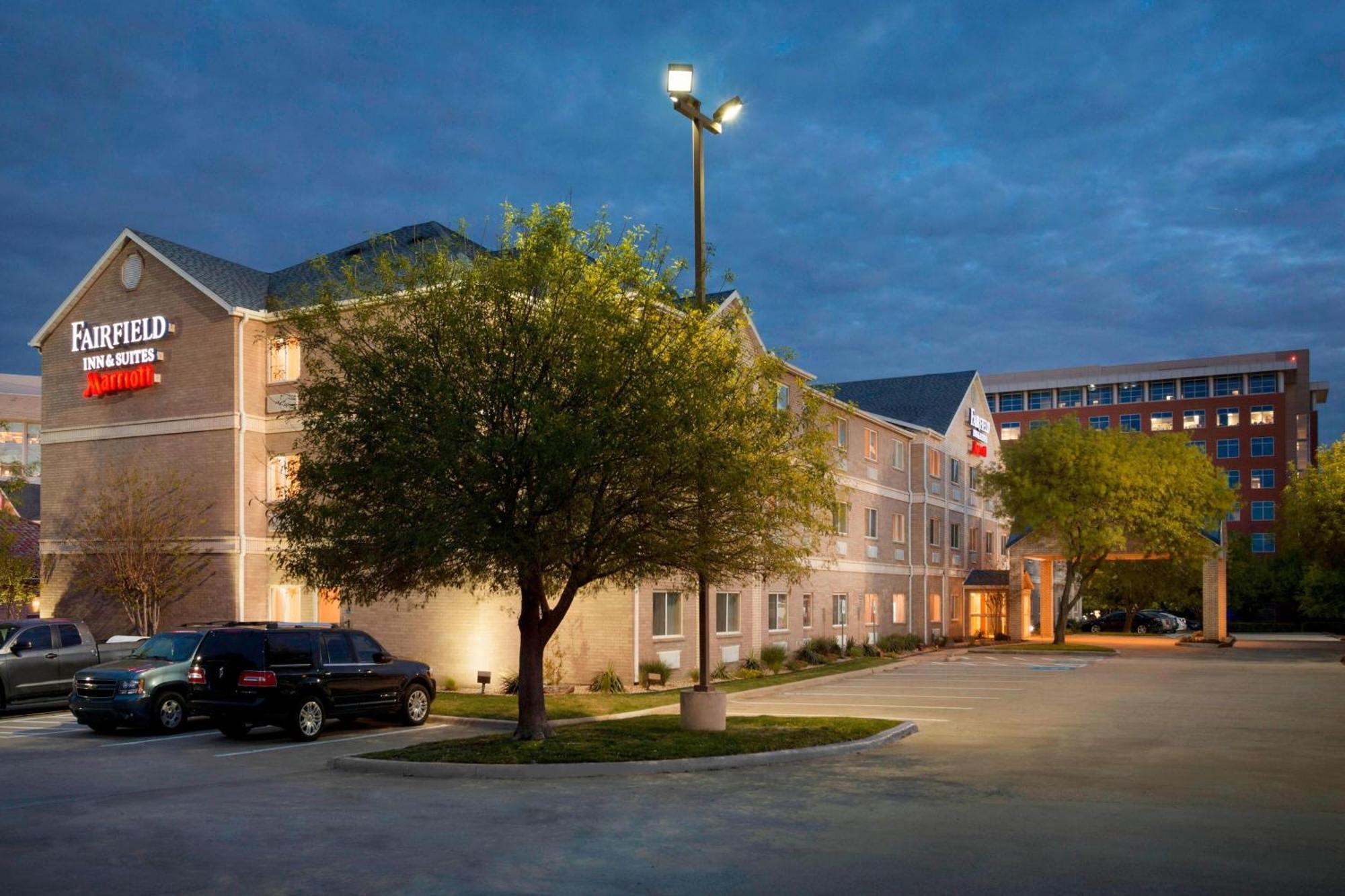 Fairfield Inn & Suites By Marriott Dallas Plano Buitenkant foto